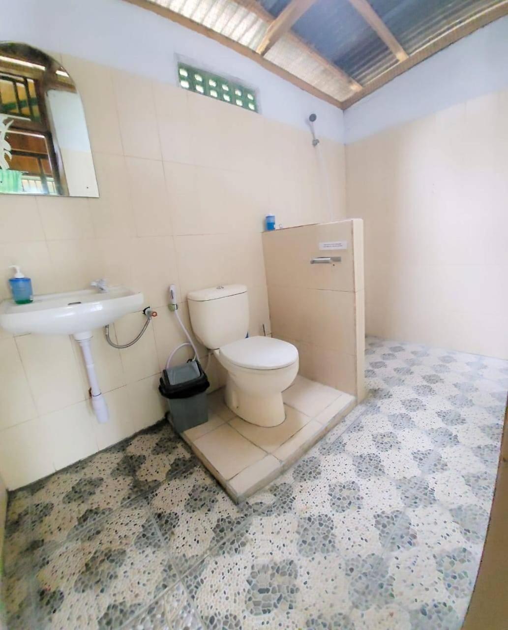 Bunaken Sea Garden Resort Экстерьер фото
