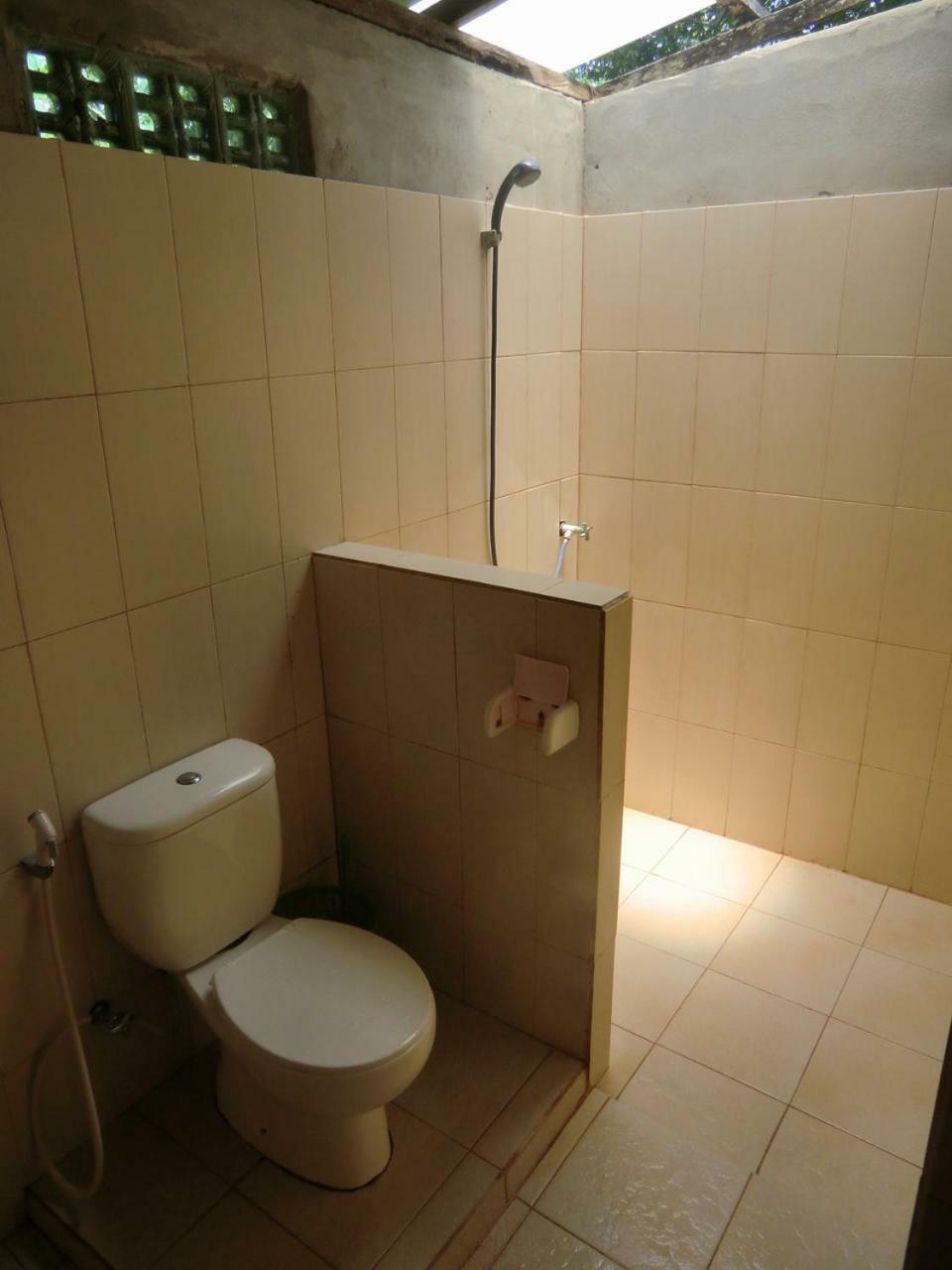 Bunaken Sea Garden Resort Экстерьер фото
