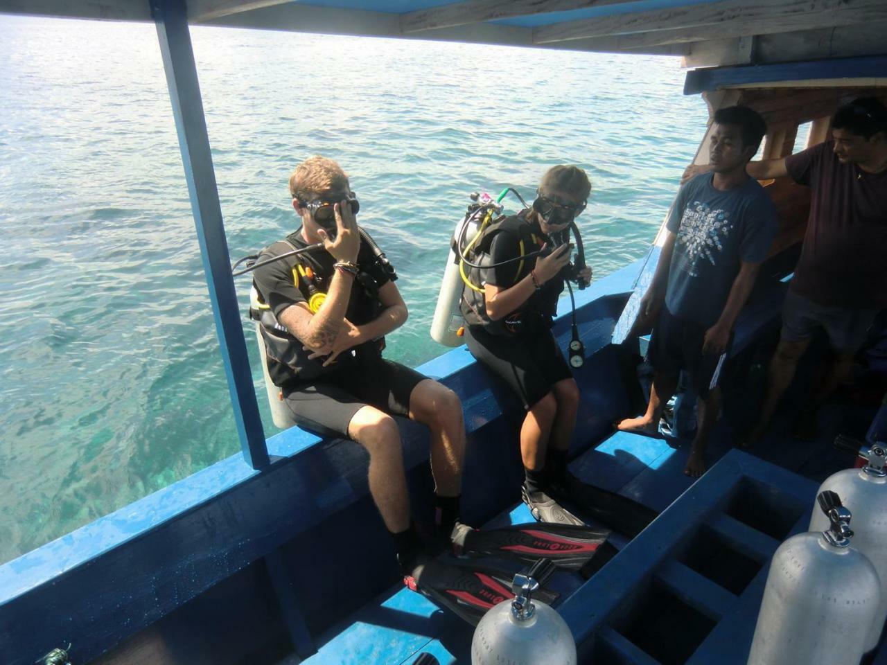 Bunaken Sea Garden Resort Экстерьер фото