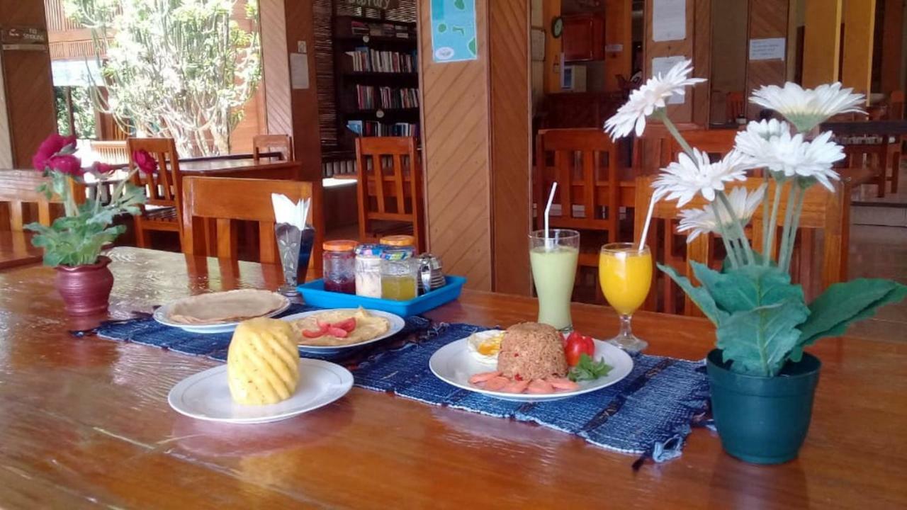Bunaken Sea Garden Resort Экстерьер фото
